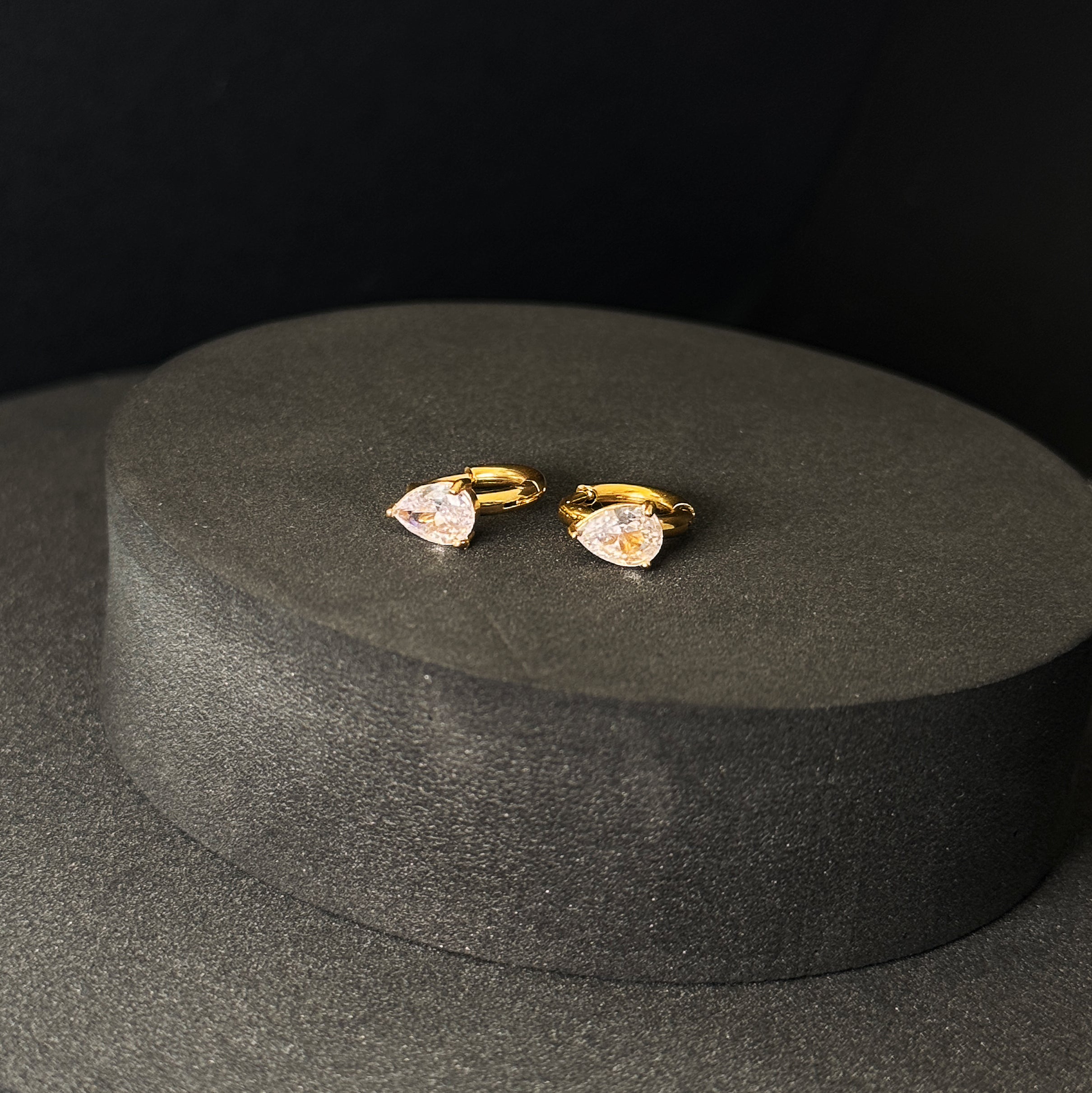 Jumbo Tear Drop Huggie